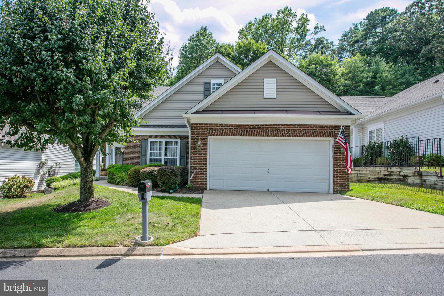 12380 Grantley Court photo 1