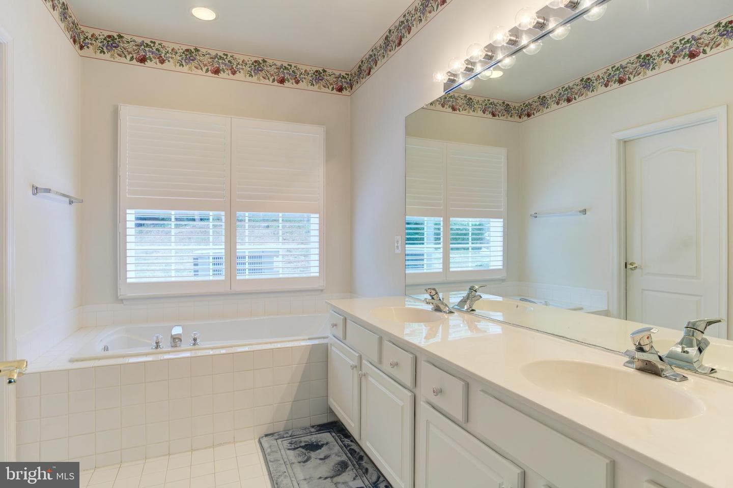 12380 Grantley Court photo 24