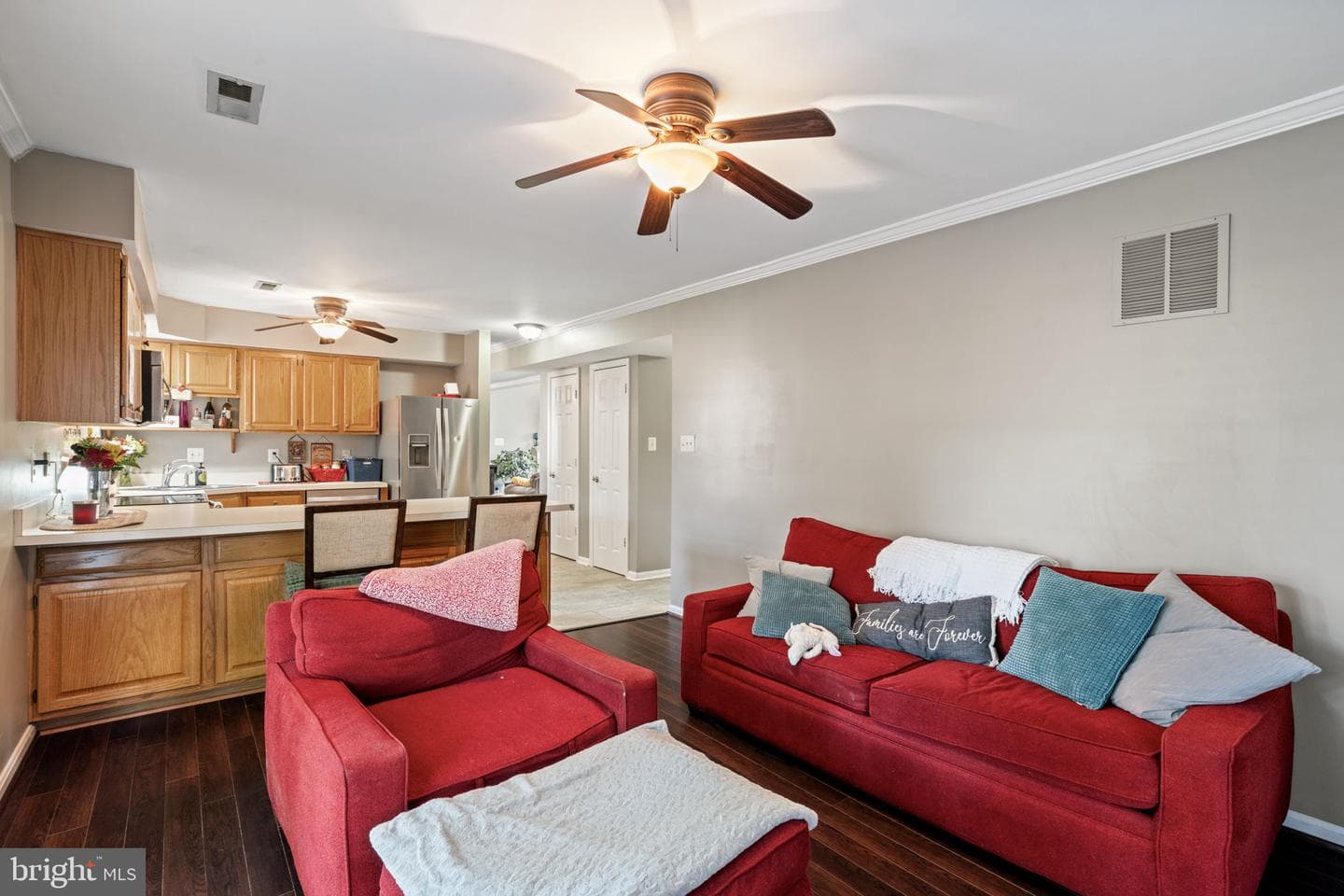 6105 Oust Lane photo 8