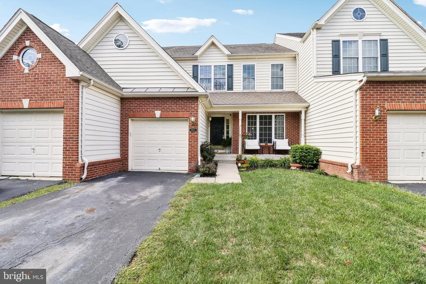5520 Arrowfield Terrace photo 1