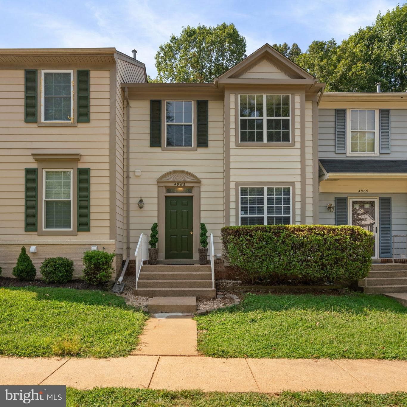 4985 Lambsgate Lane photo 1