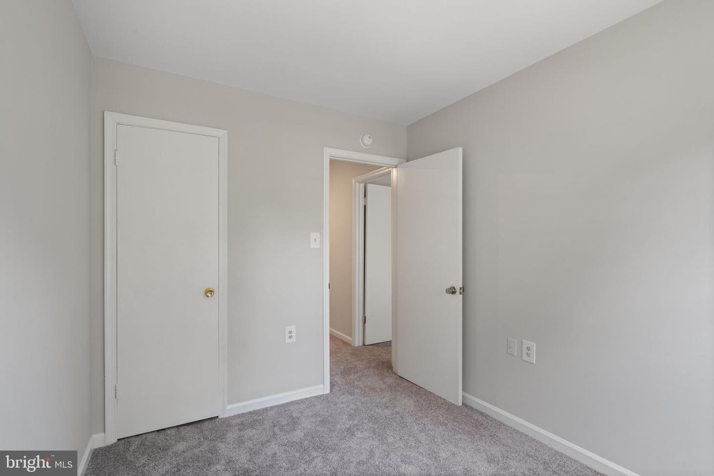 4985 Lambsgate Lane photo 17