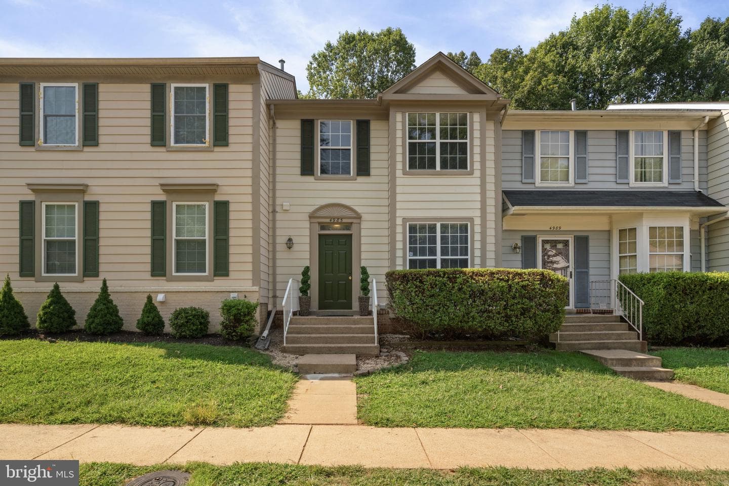 4985 Lambsgate Lane photo 2