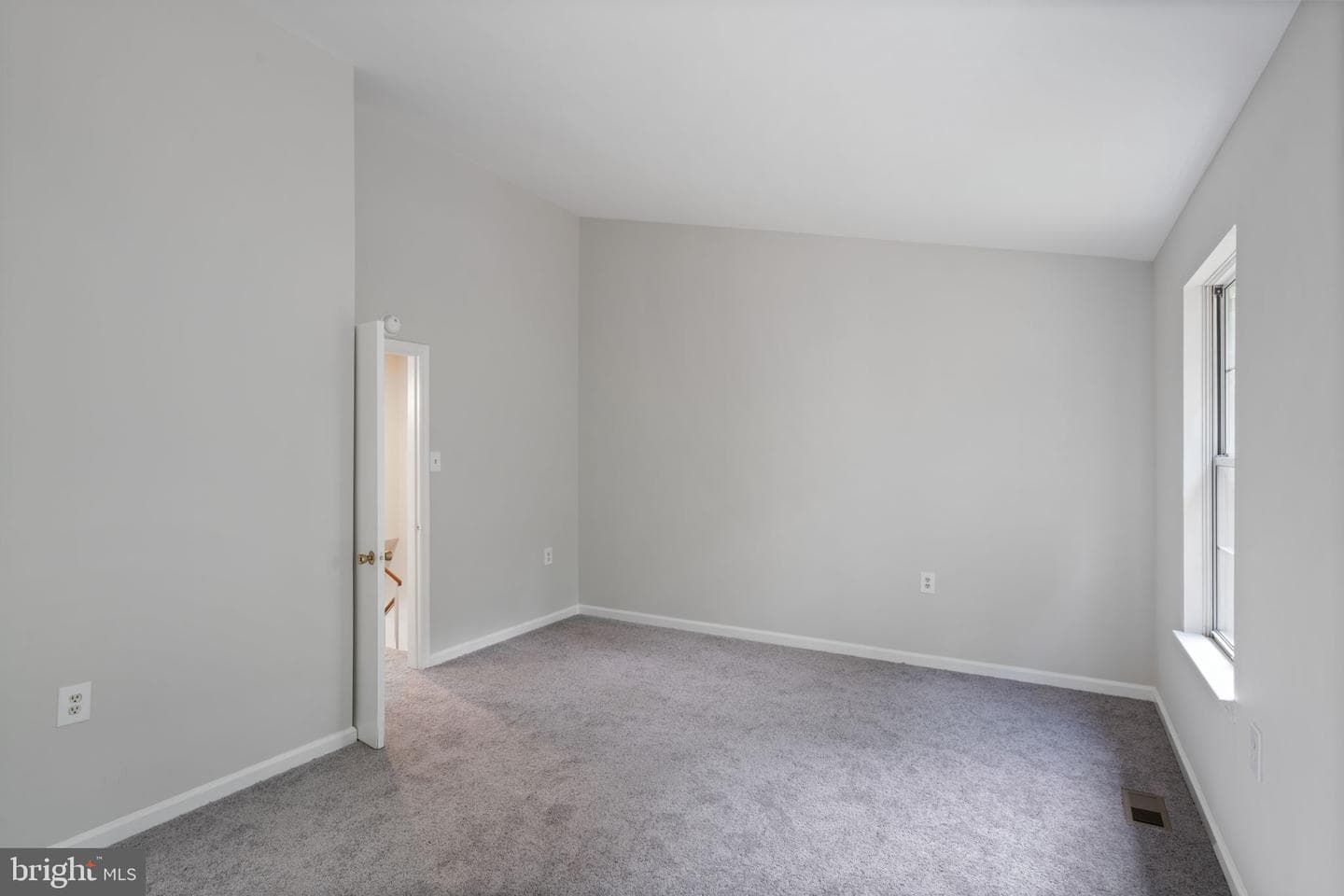 4985 Lambsgate Lane photo 21