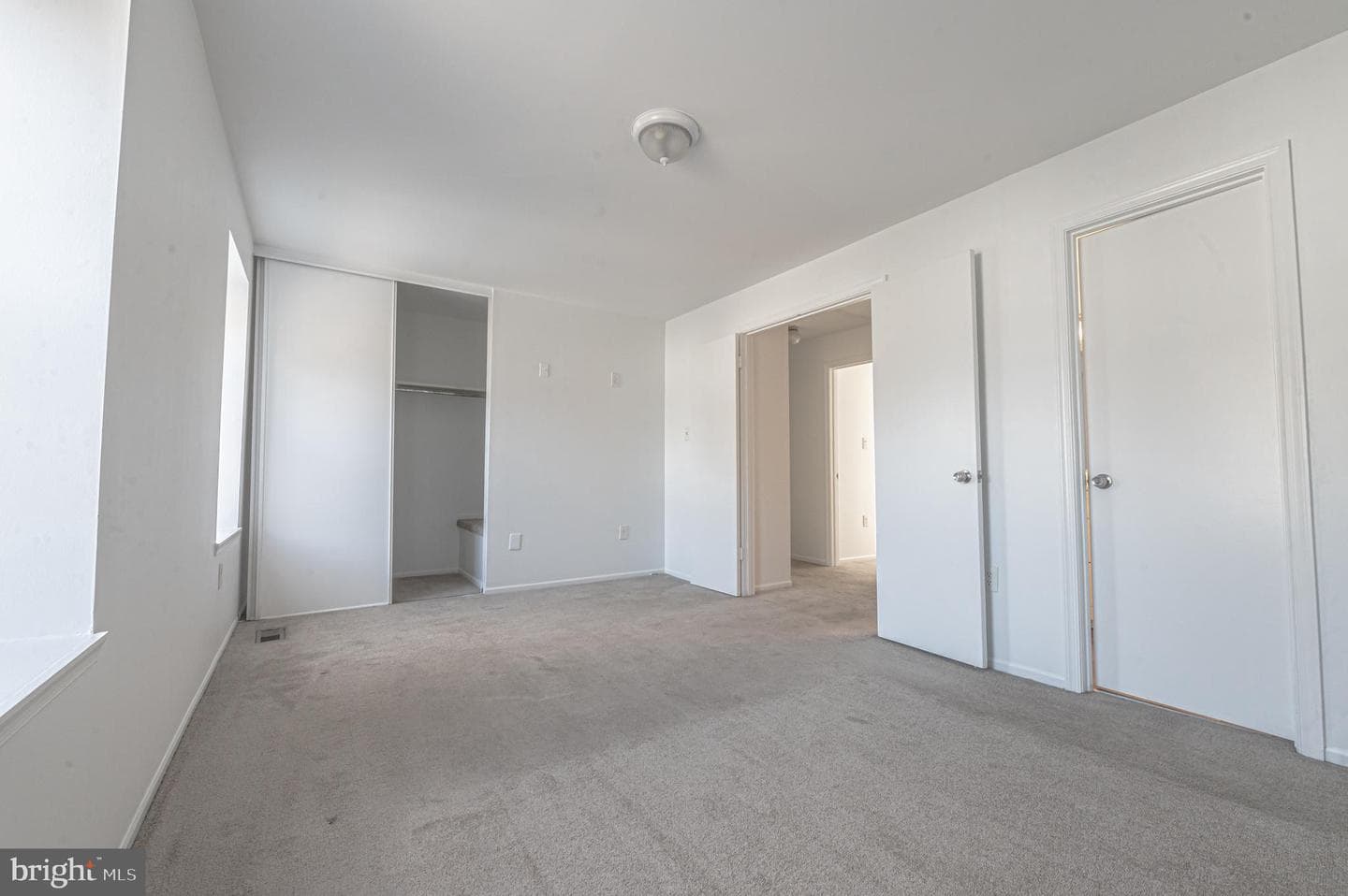 2868 Madeira Court photo 37