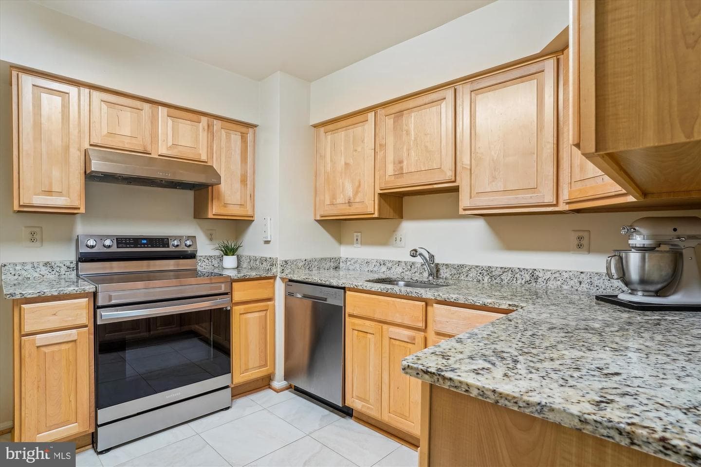 14499 Whisperwood Court photo 5