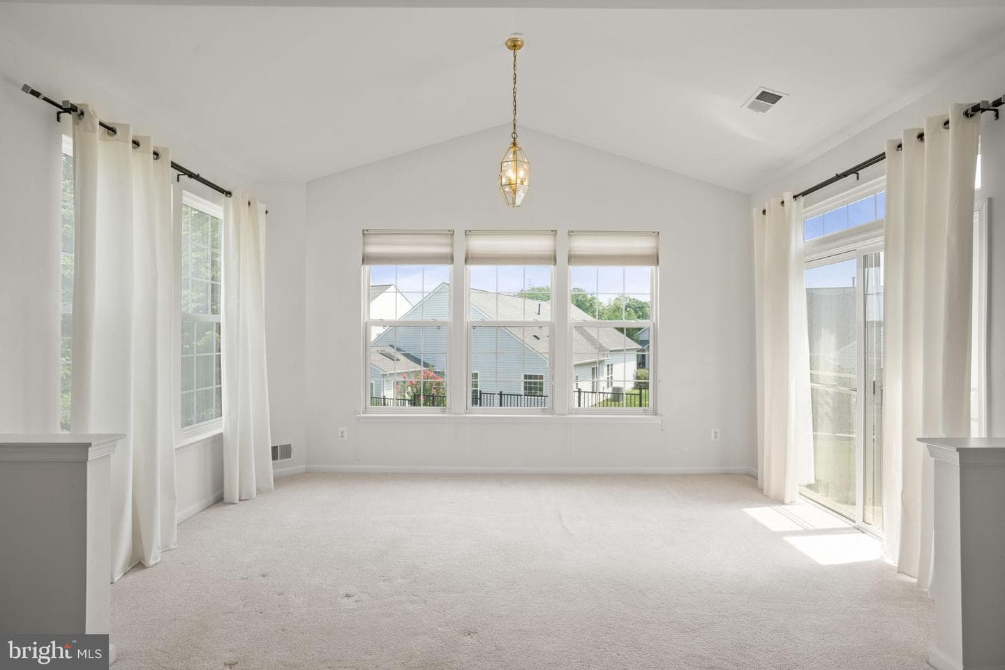 16149 Dancing Leaf Place photo 23