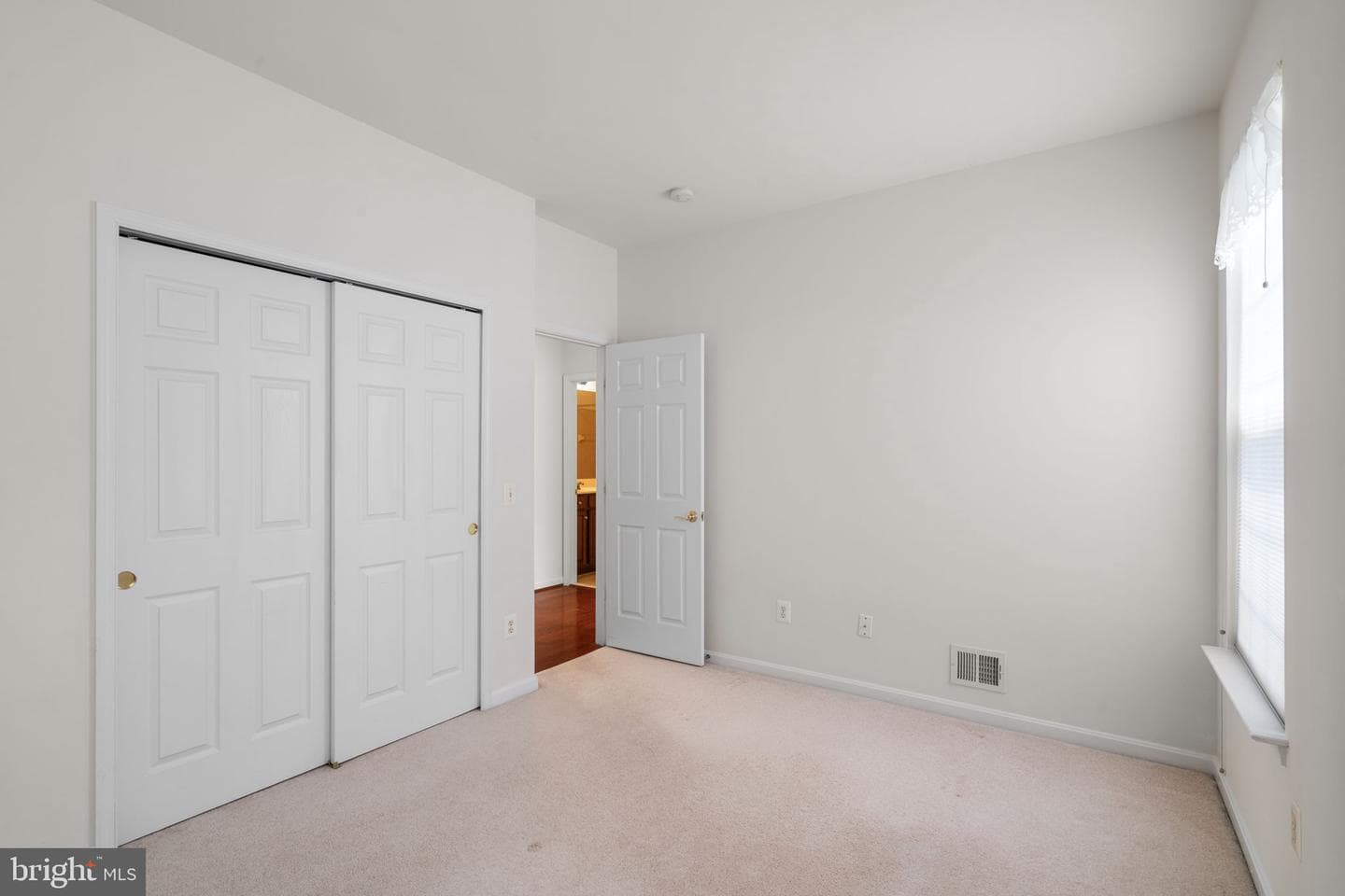 16149 Dancing Leaf Place photo 35