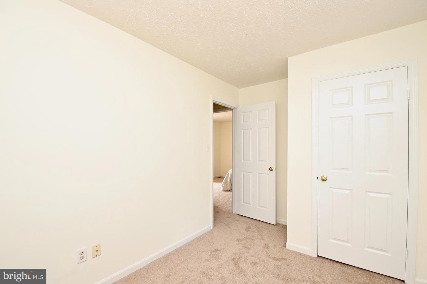 15044 Holleyside Drive photo 13