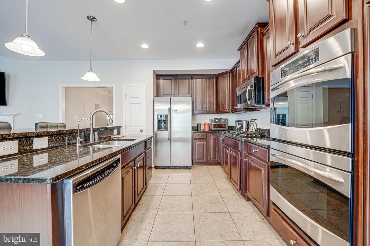 2591 Eastbourne Drive photo 14