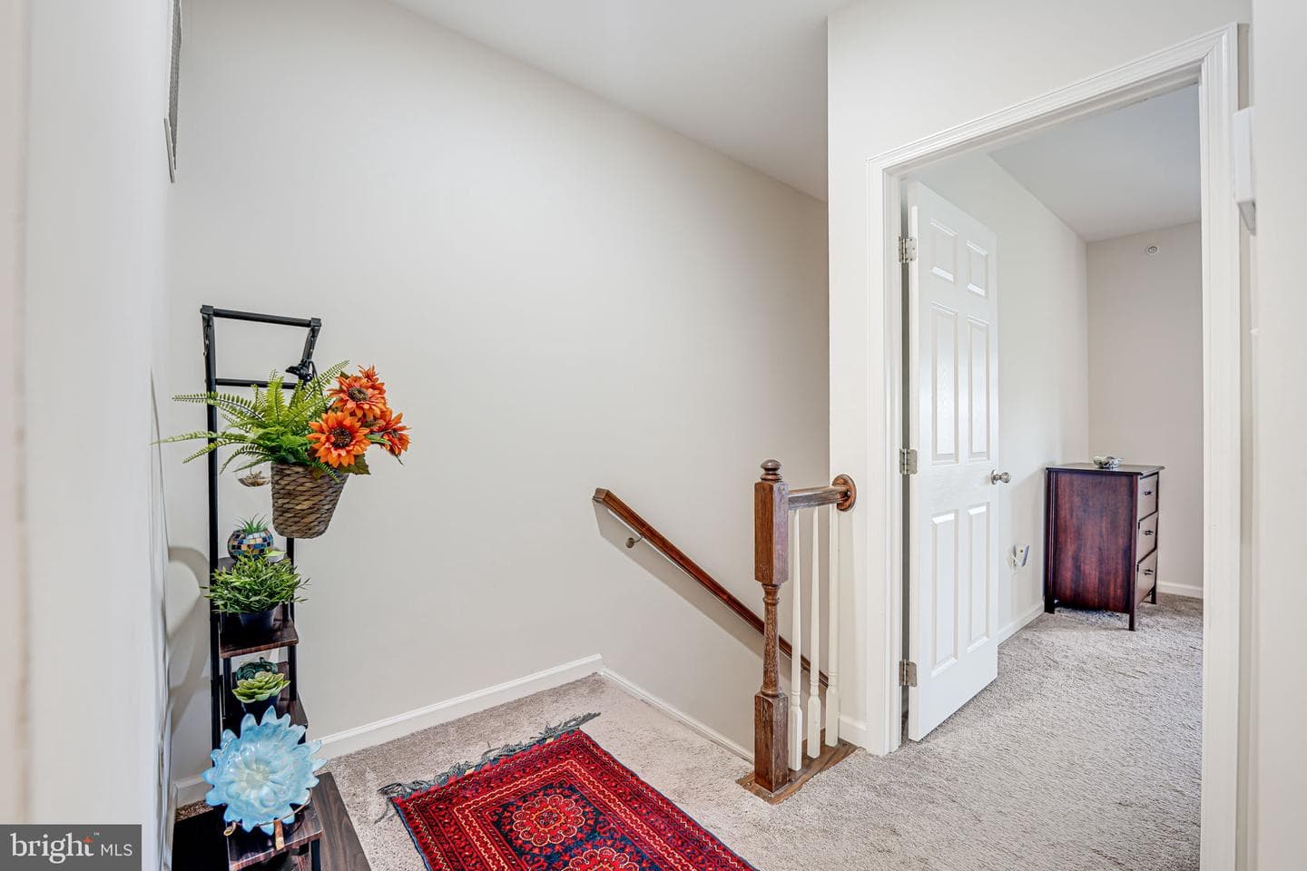 2591 Eastbourne Drive photo 17