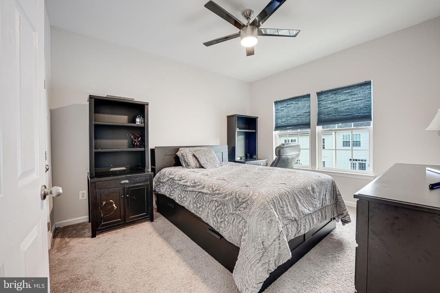 2591 Eastbourne Drive photo 22