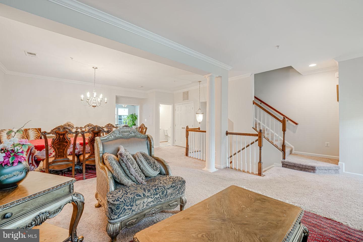 2591 Eastbourne Drive photo 6