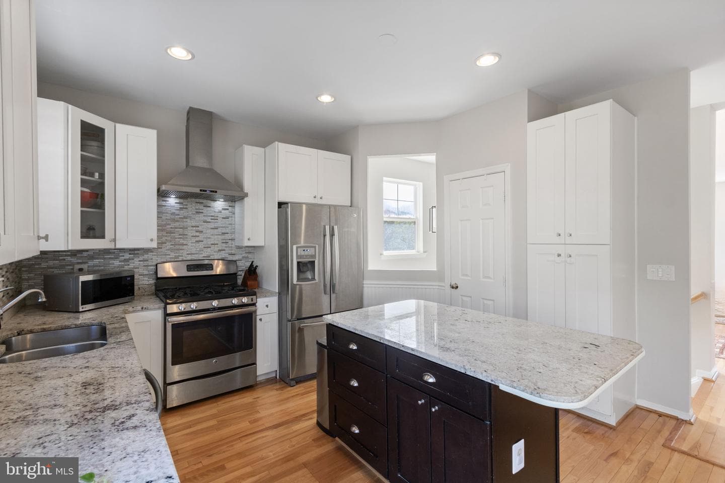 3569 Moon Way photo 20