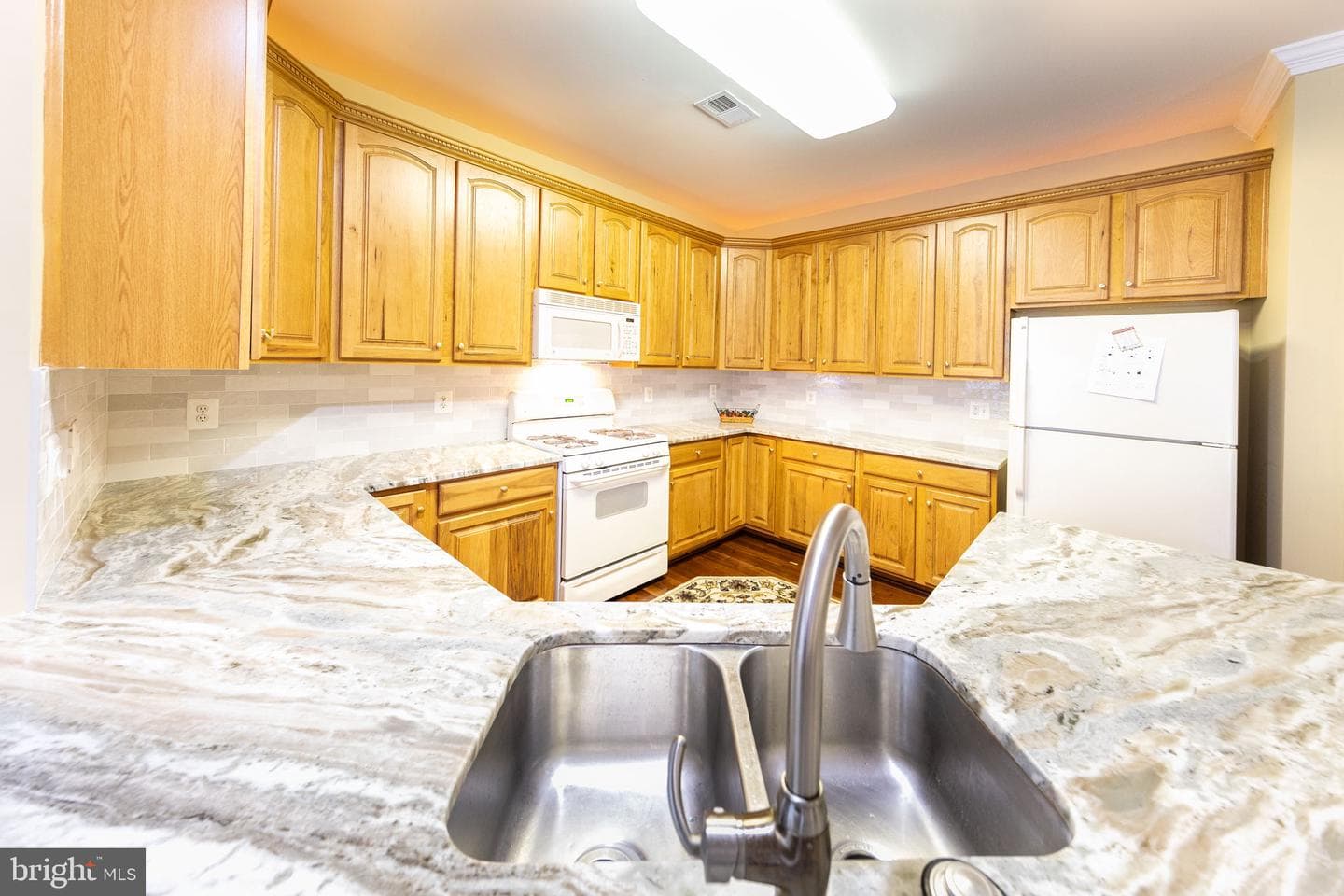 9516 Eredine Way photo 13