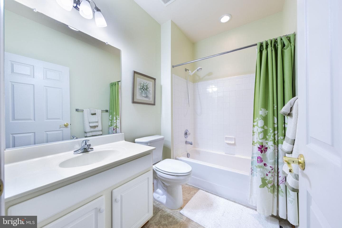 9516 Eredine Way photo 16