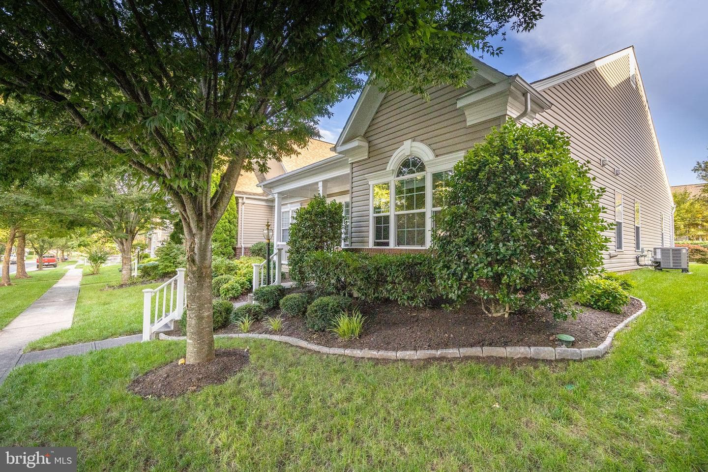 9516 Eredine Way photo 25