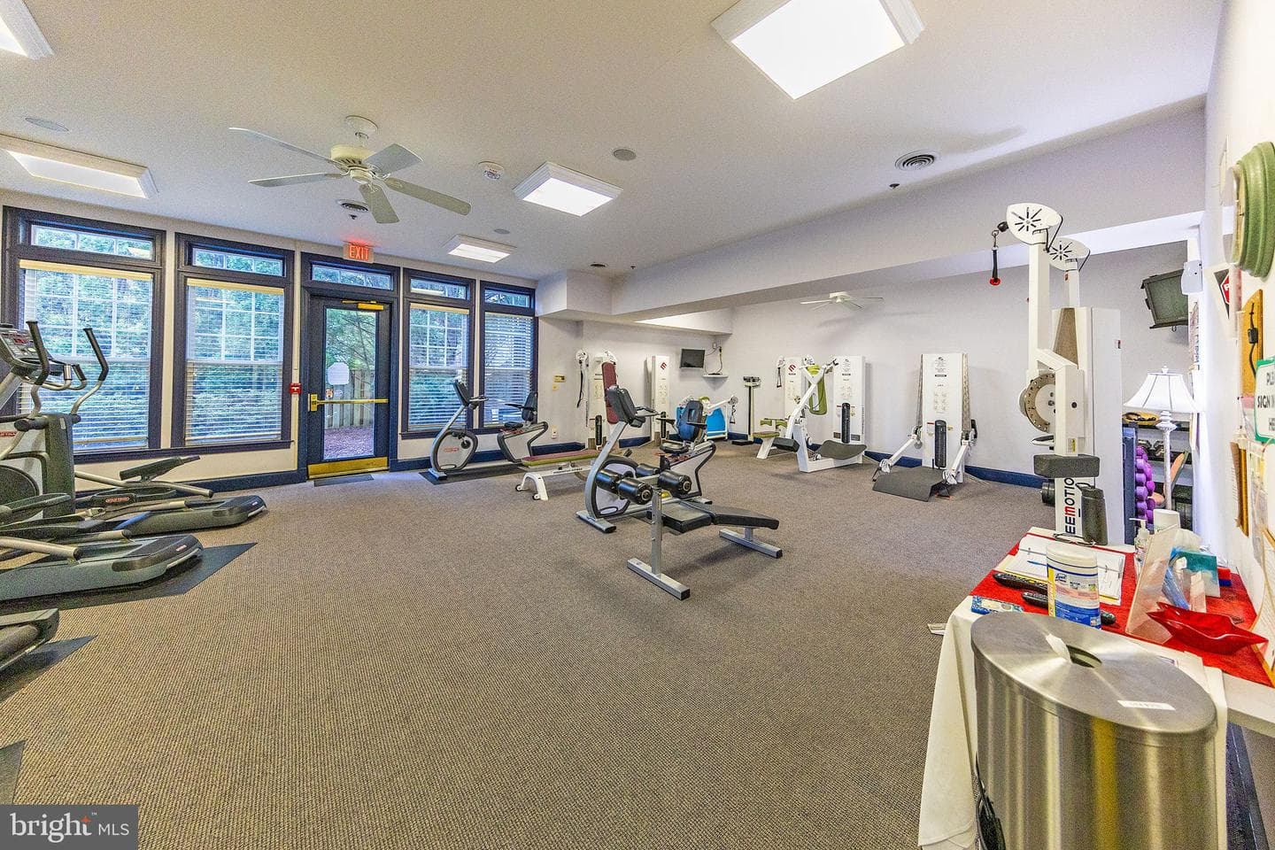 9516 Eredine Way photo 34