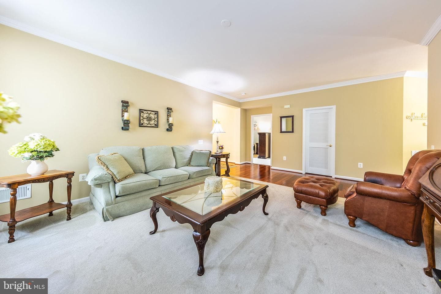 9516 Eredine Way photo 6
