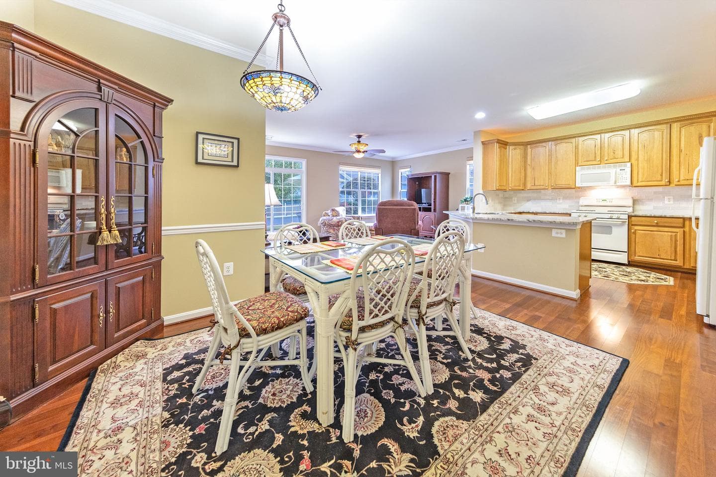 9516 Eredine Way photo 8