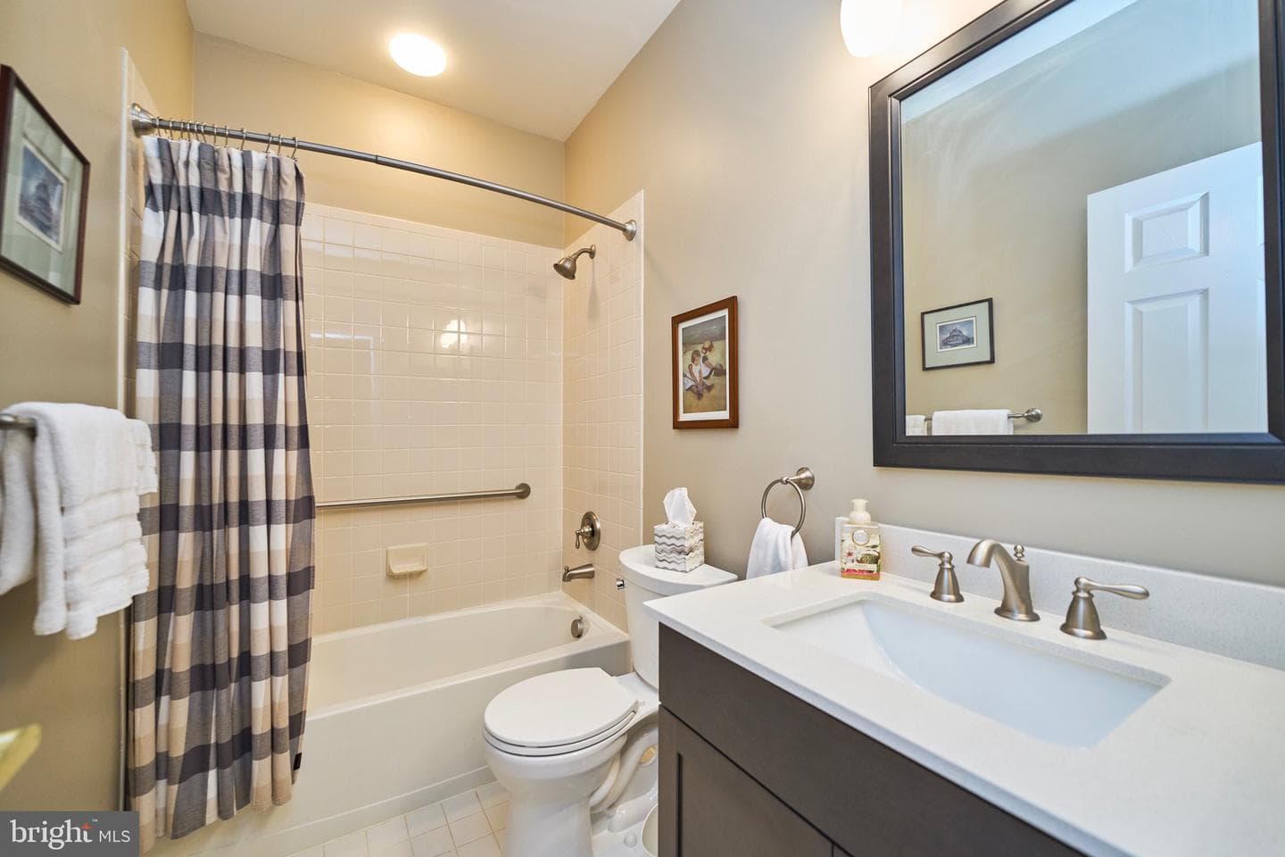 6531 Alderwood Way photo 17