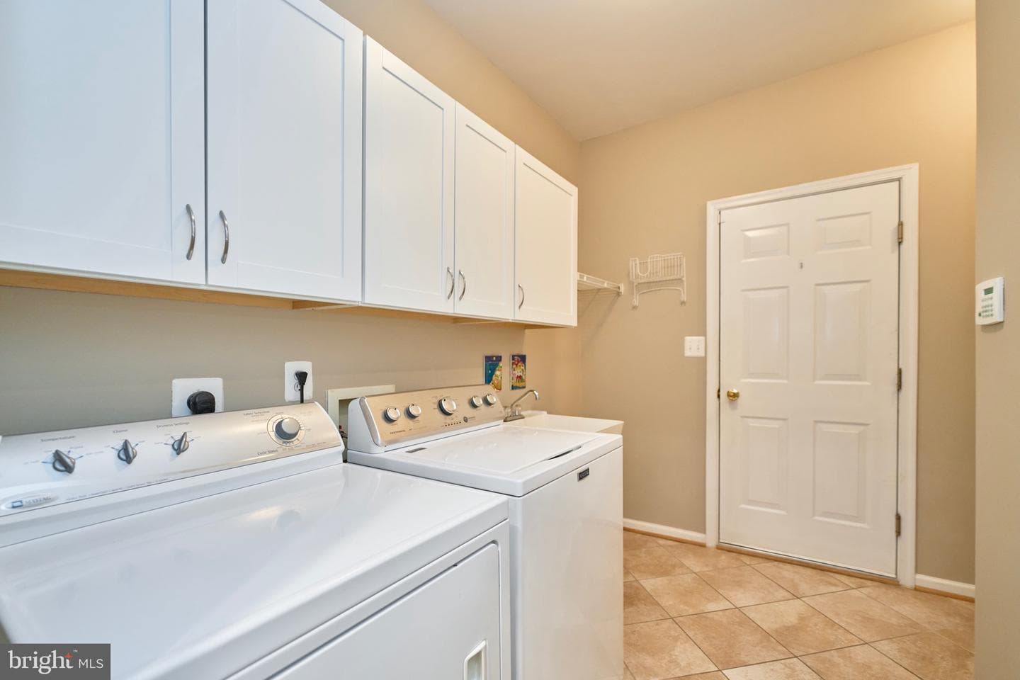6531 Alderwood Way photo 18
