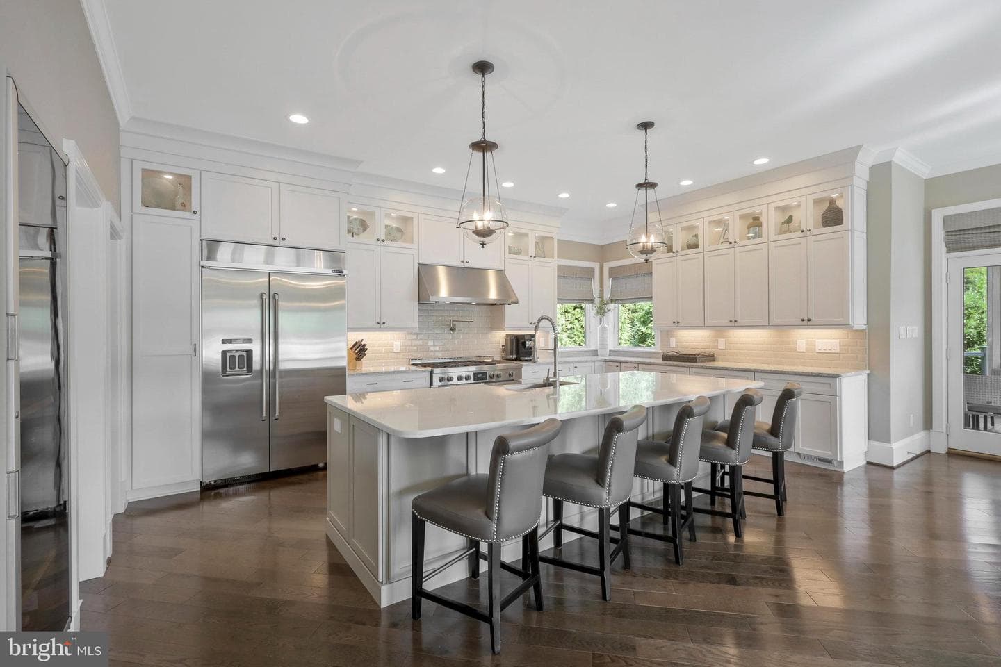 101 Poplar Lane photo 2