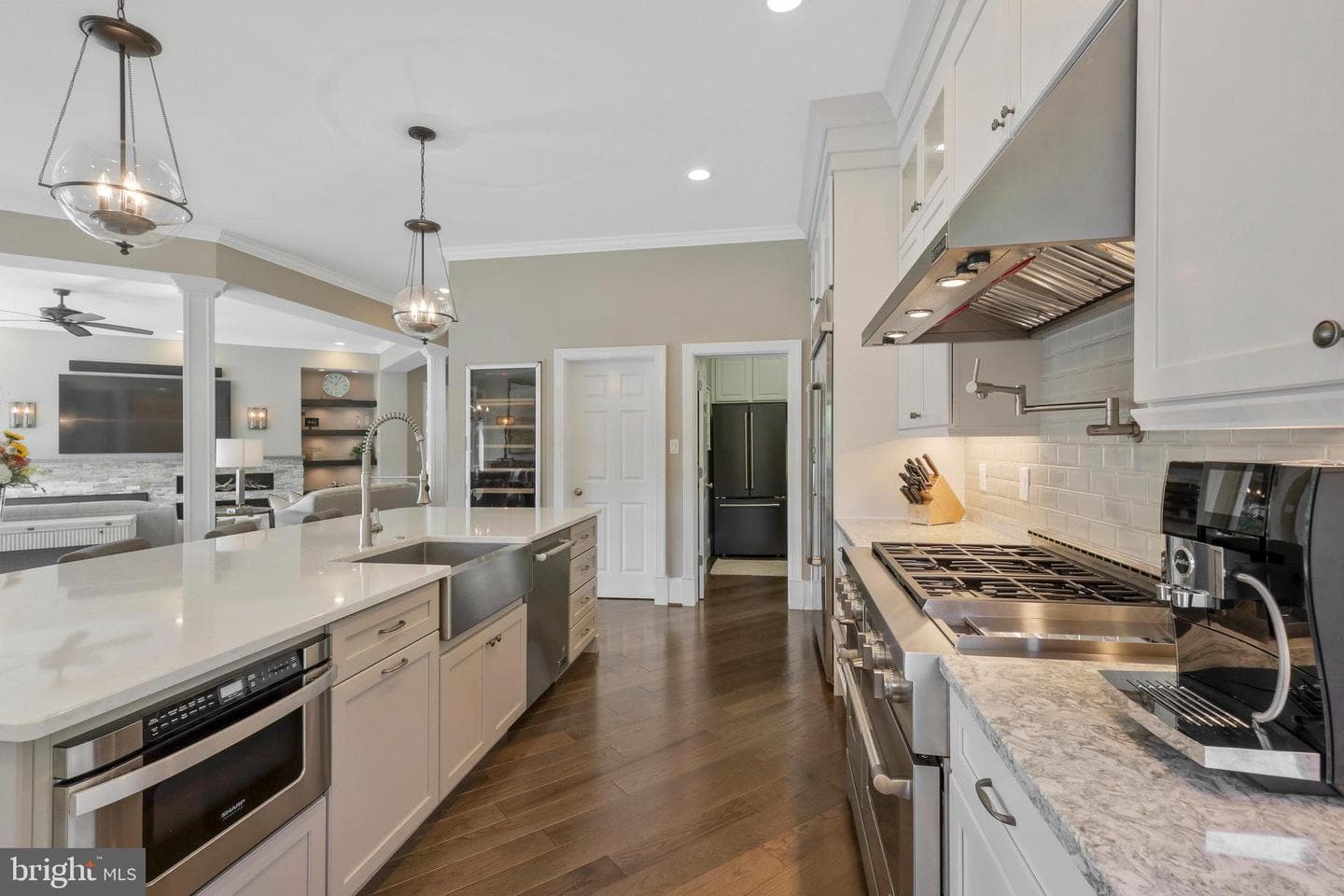 101 Poplar Lane photo 6
