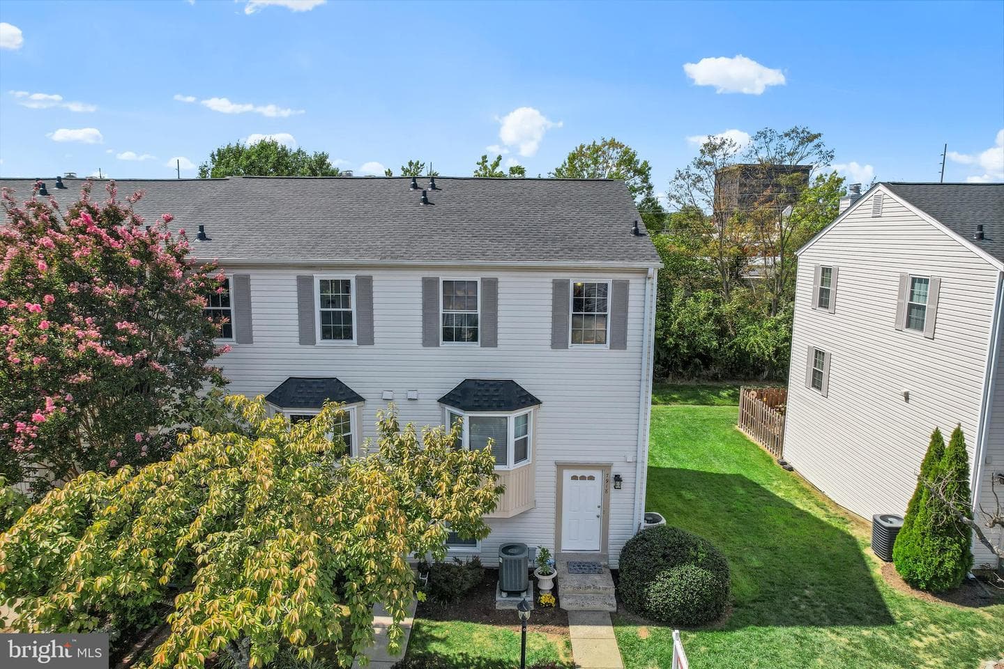 7918 Brighton Way photo 2