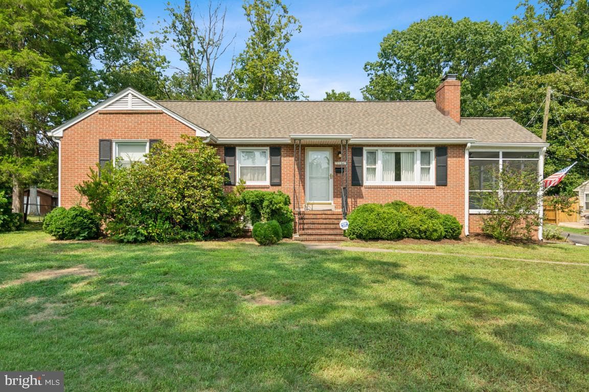 1514 Woodside Drive