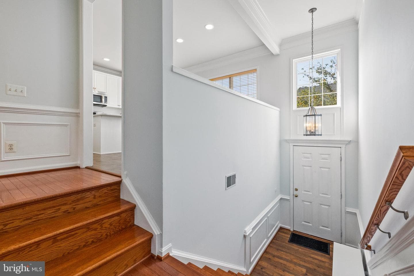 15016 Danube Way photo 3