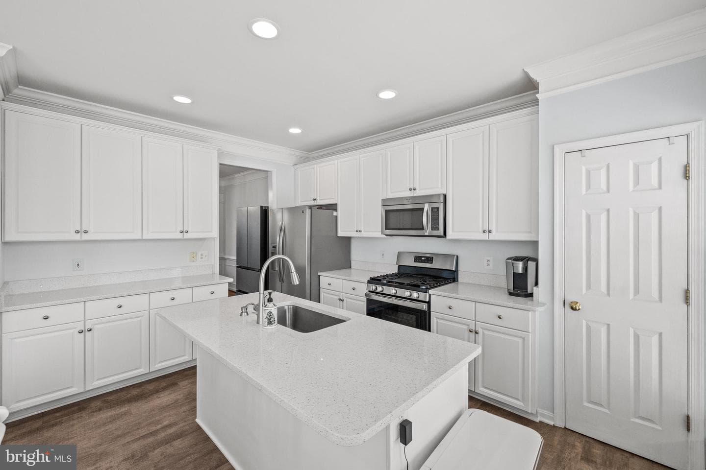 15016 Danube Way photo 9