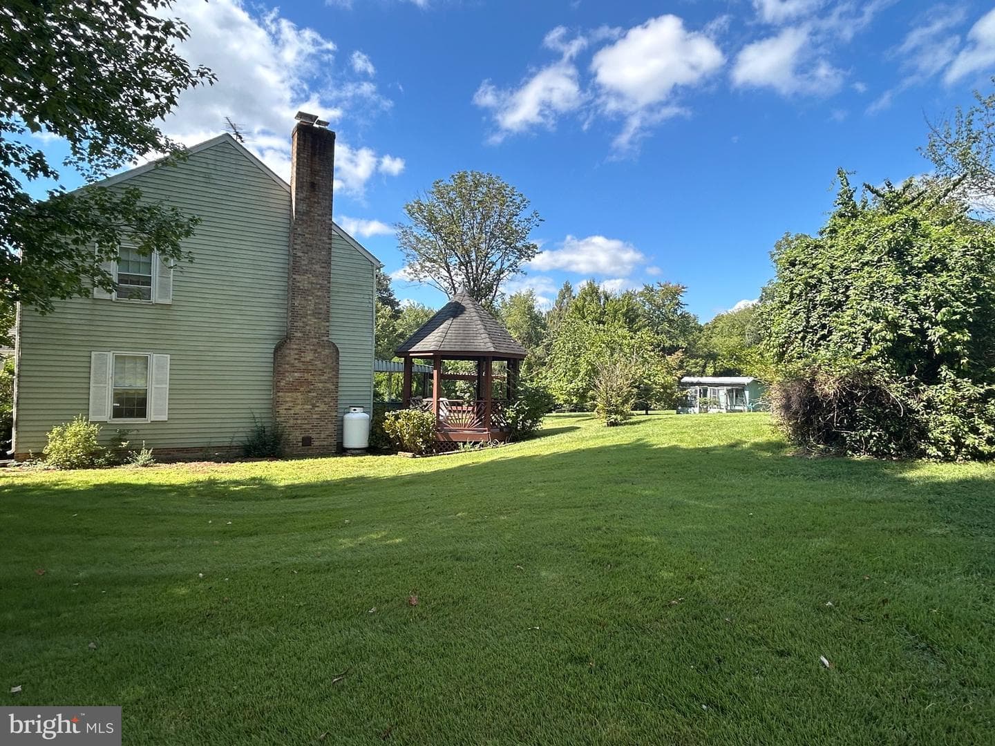 15956 Waterfall Road photo 10