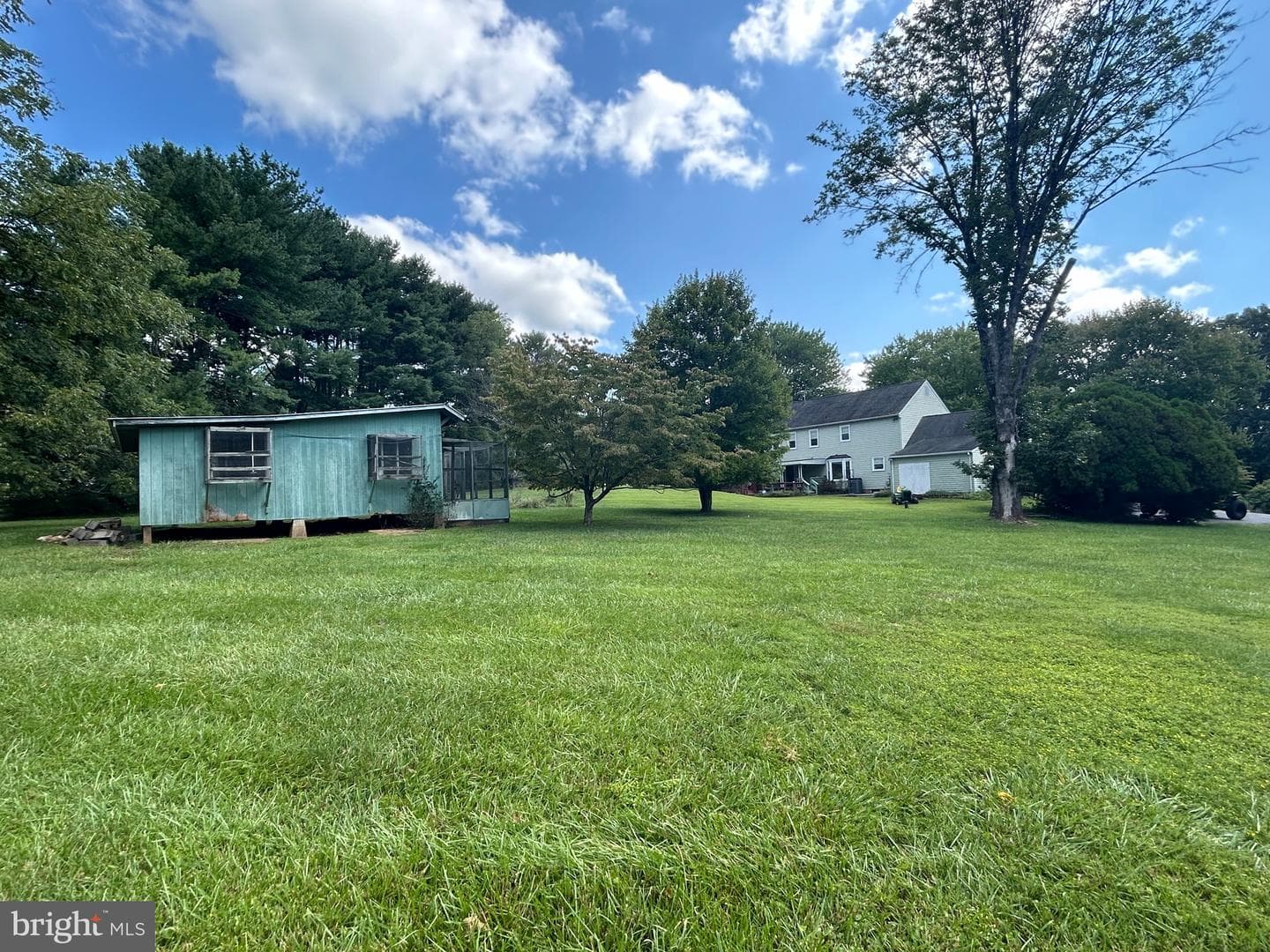 15956 Waterfall Road photo 4