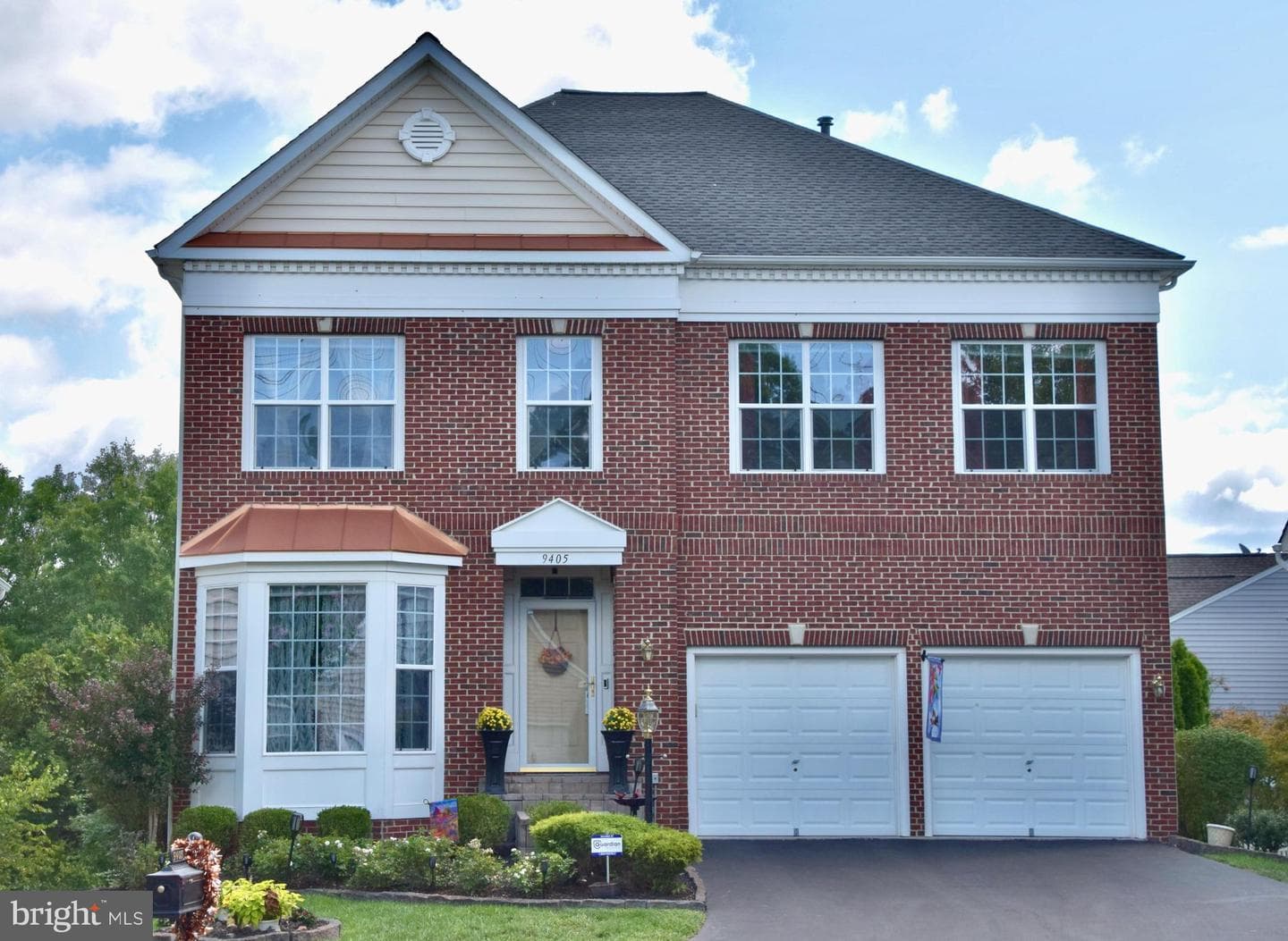 9405 Struthers Glen Court photo 2