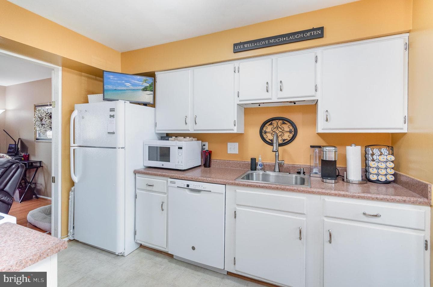 2934 Madeira Court photo 6