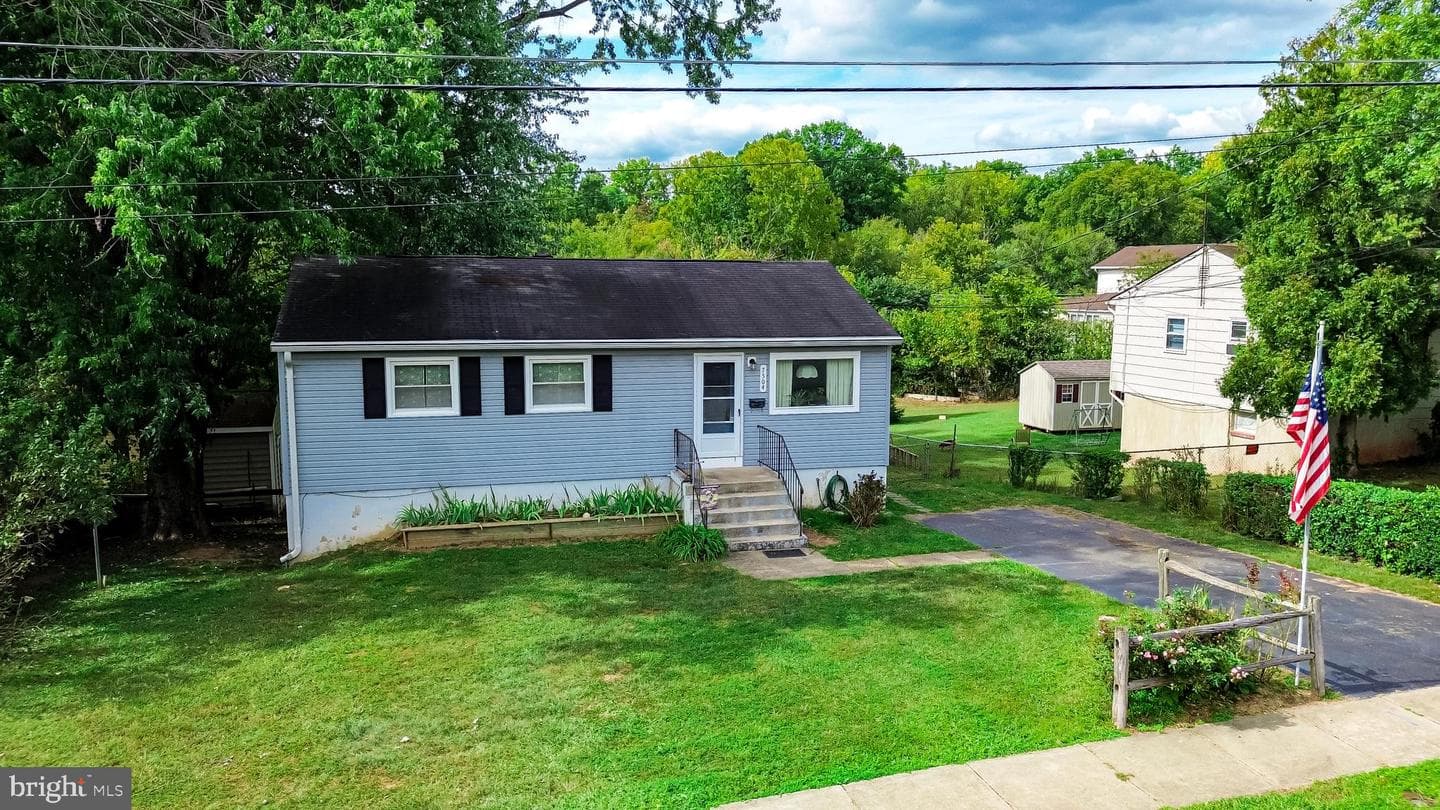 7504 Alleghany Road photo 2