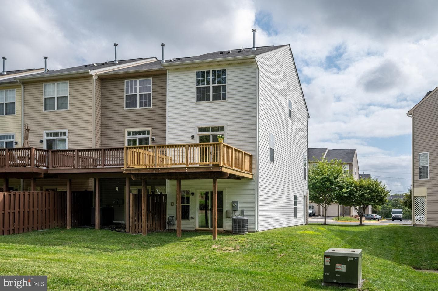 15641 John Diskin Circle photo 40