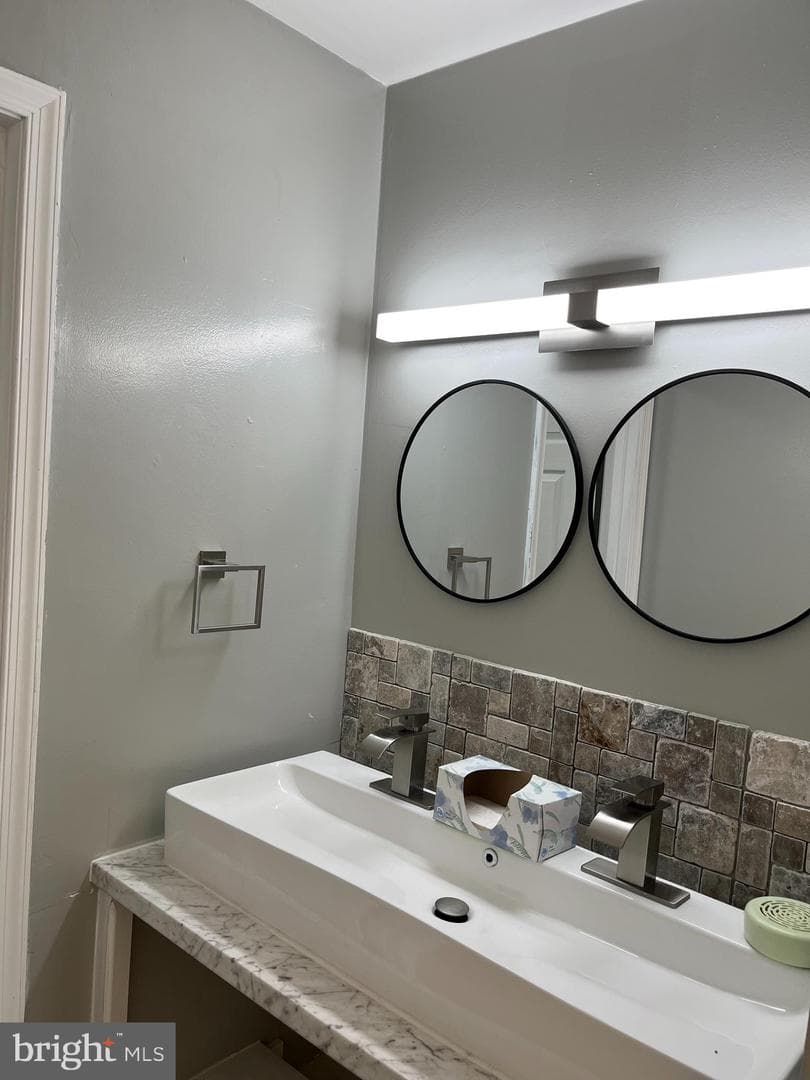2707 Steele Court photo 10