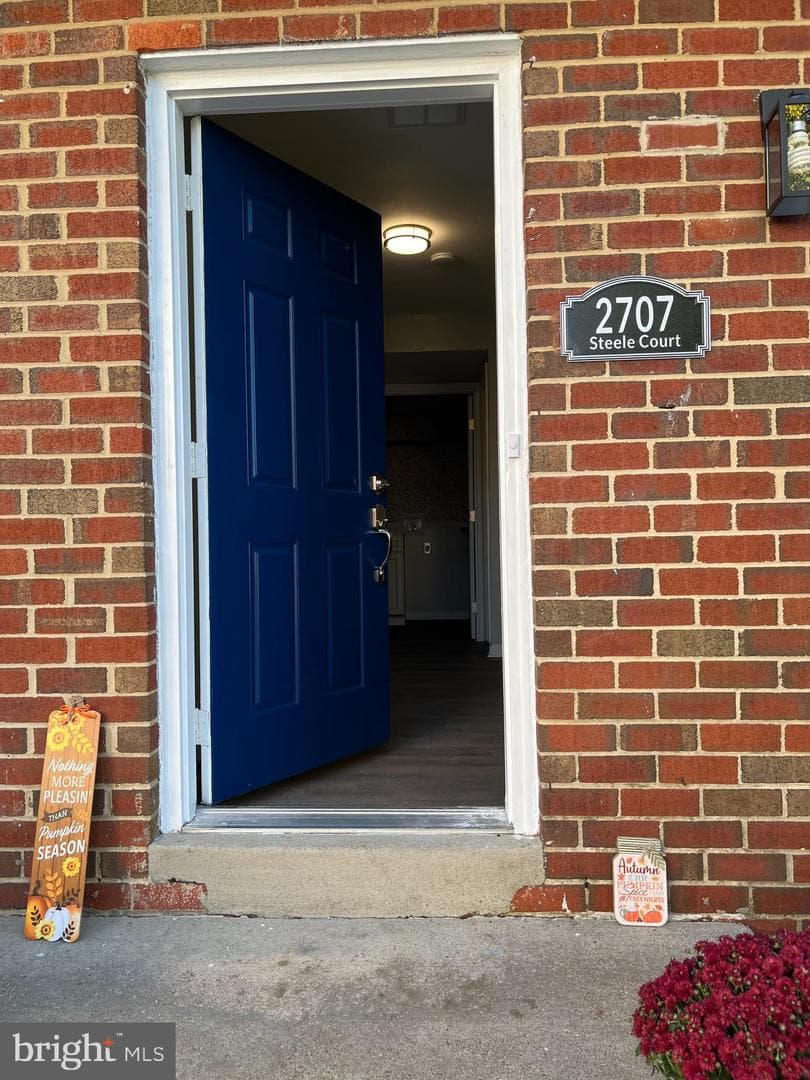 2707 Steele Court photo 2