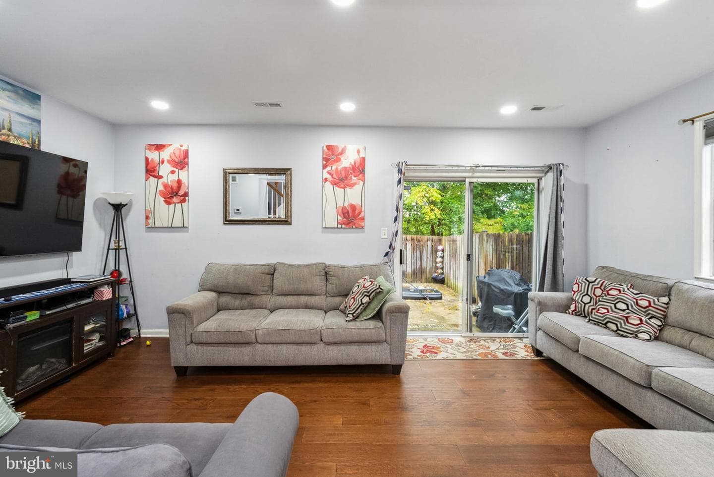 15053 Catalpa Court photo 13