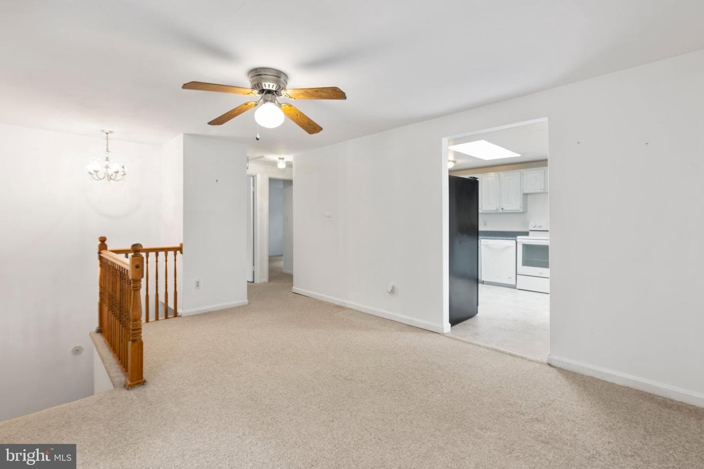 13735 Marilyn Court photo 17