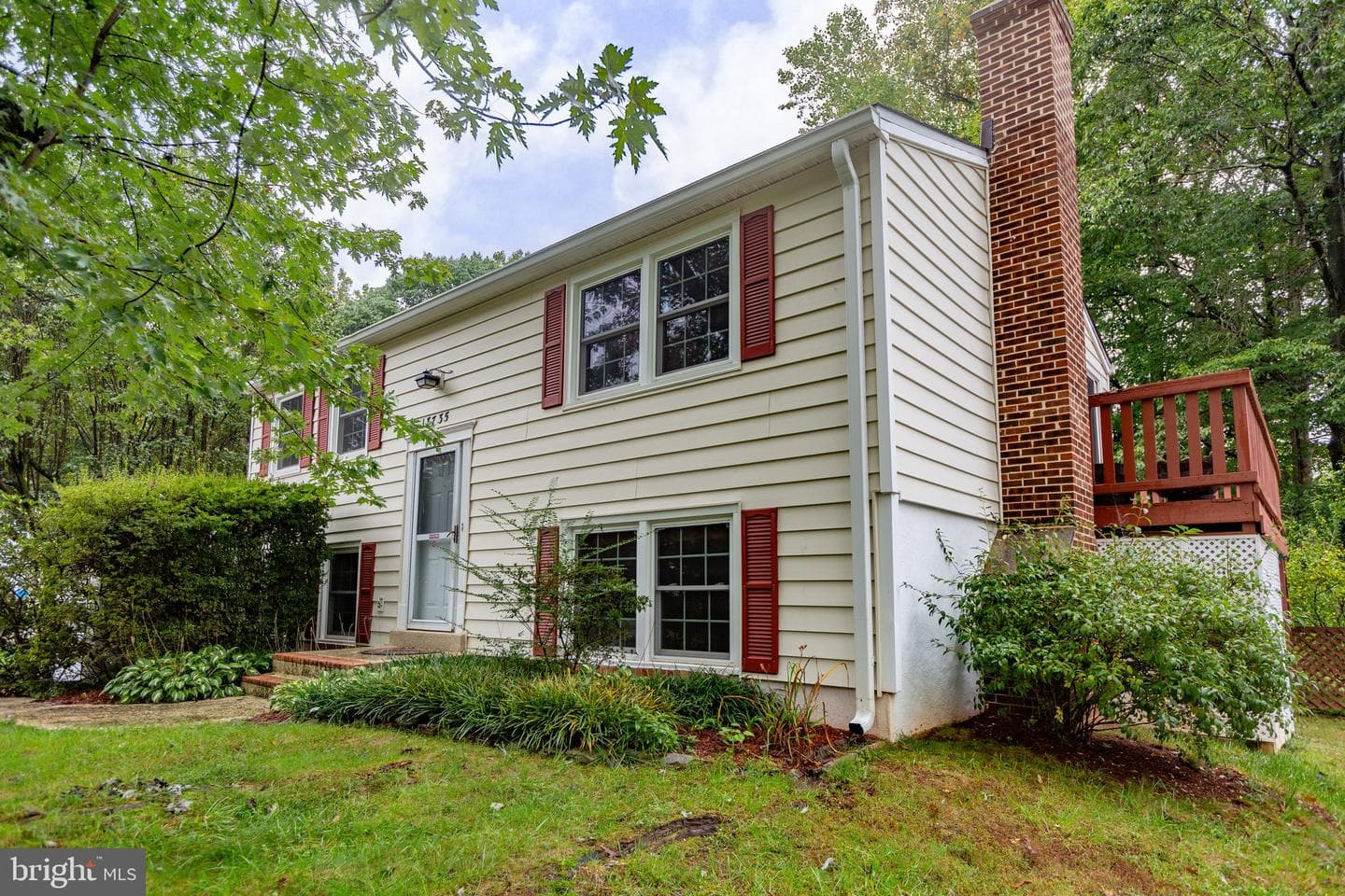 13735 Marilyn Court photo 3