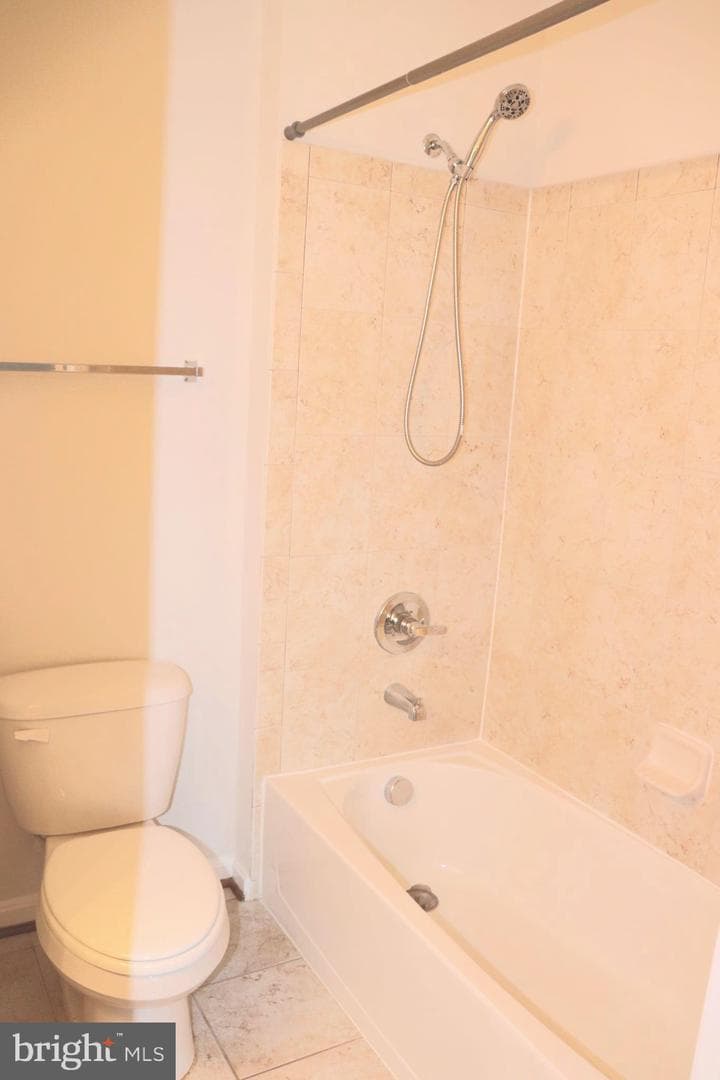 15640 John Diskin Circle photo 7