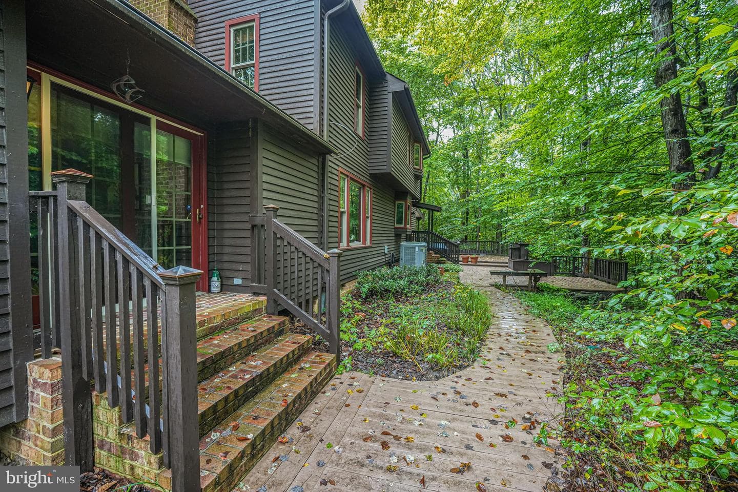12042 Kahns Road photo 4