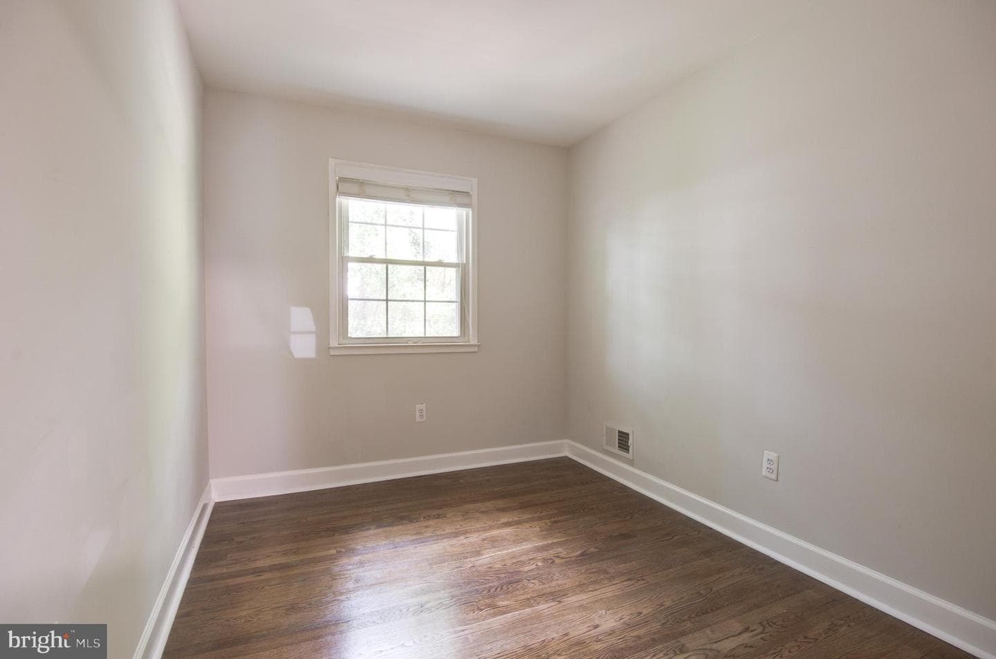 14375 Berkshire Drive photo 23