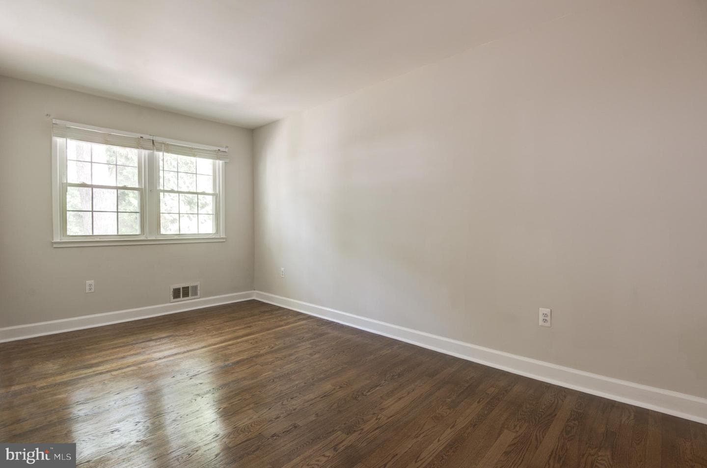 14375 Berkshire Drive photo 25
