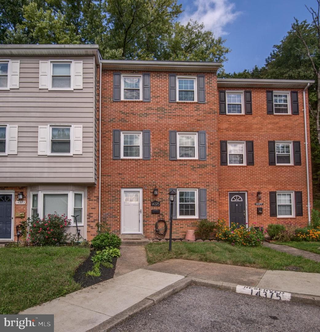 14375 Berkshire Drive photo 27