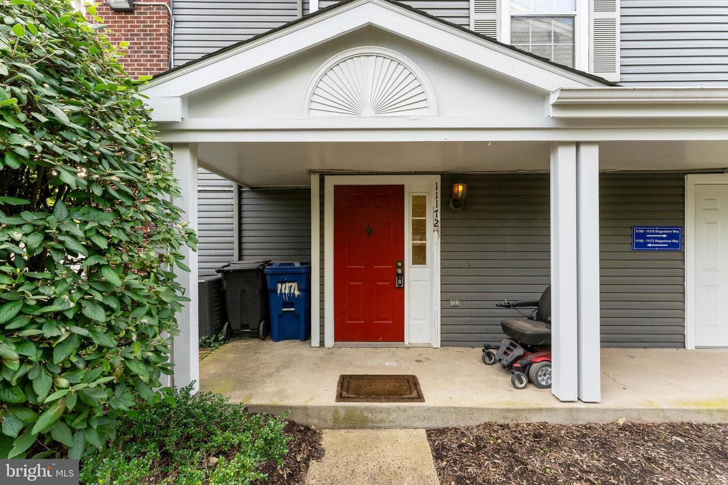 11172 Stagestone Way photo 4