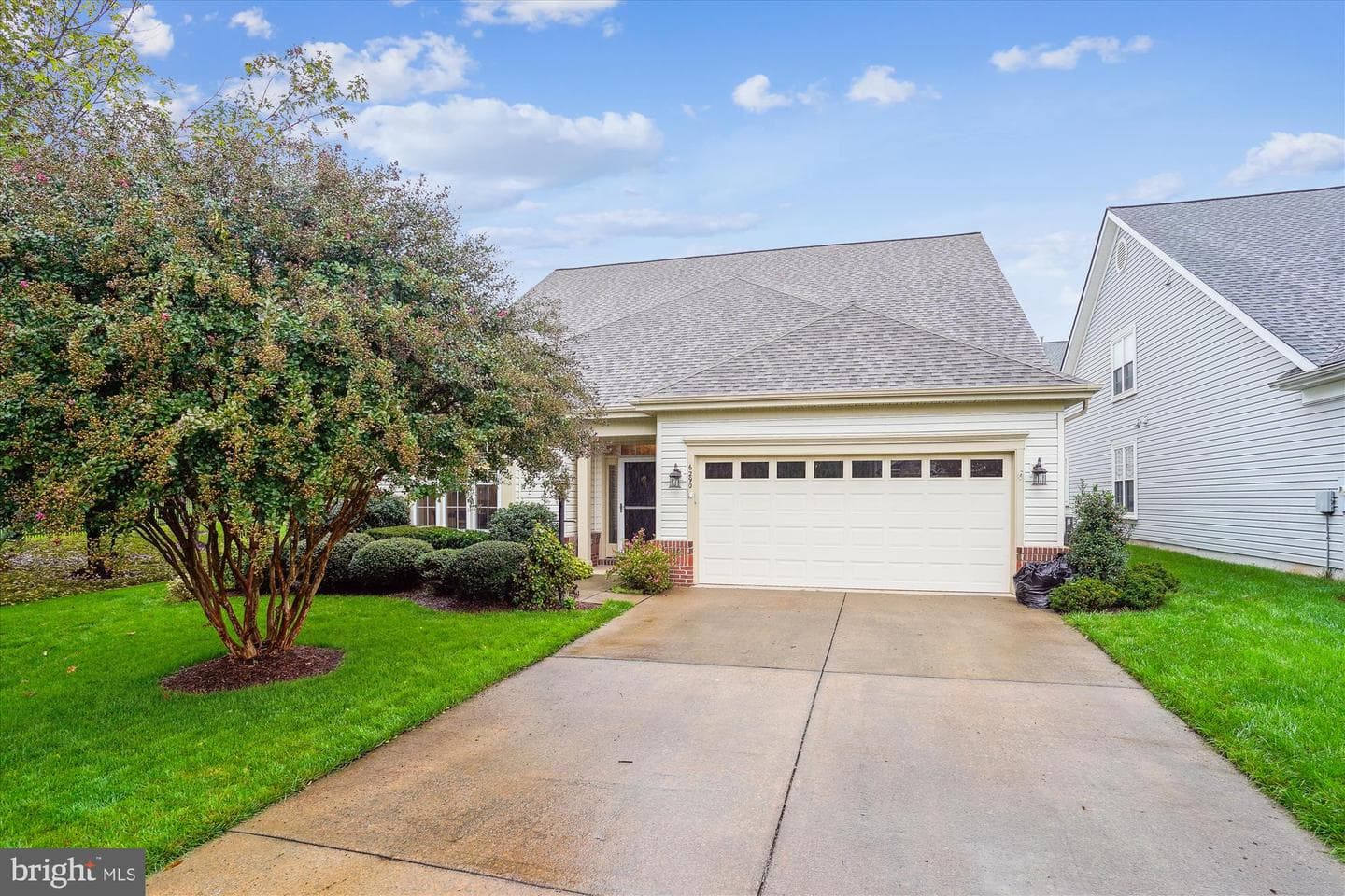6290 Settlers Trail Place photo 11